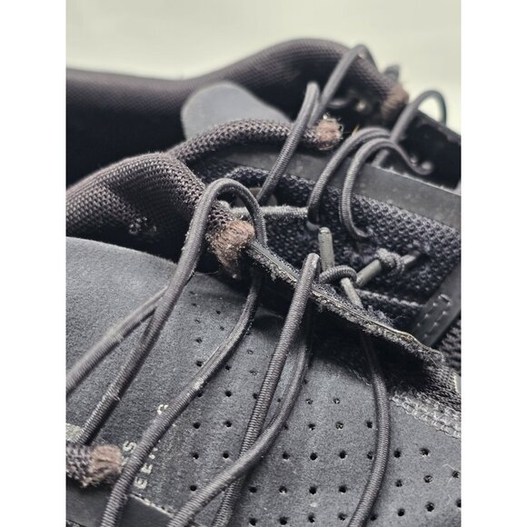 On Cloud 6 Men's Running Shoes Sneakers Men’s Size 9.5 Black/White *READ* - Picture 7 of 16